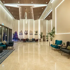 4* Hotel apartamentowy Suha Mina Rashid