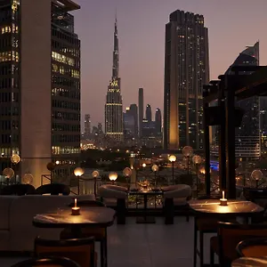Hotel Four Seasons International Financial Centre