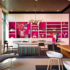 Moxy Munich Airport 4*, Schwaig bei Nürnberg Duitsland